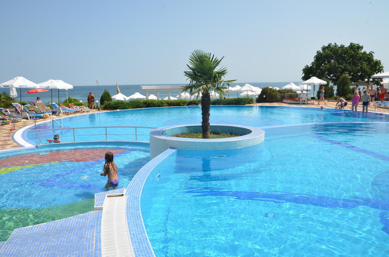 Sineva Beach Hotel Sveti Vlas Ngoại thất bức ảnh